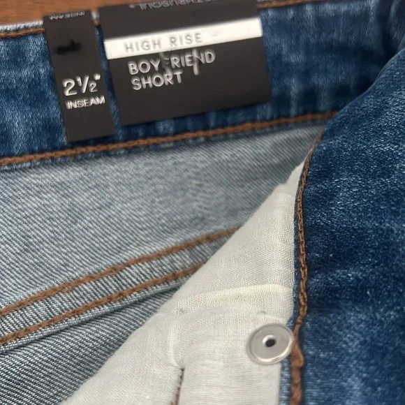 Seethrusoul NWT High Rise Boyfriend Shorts - Picture 4 of 9